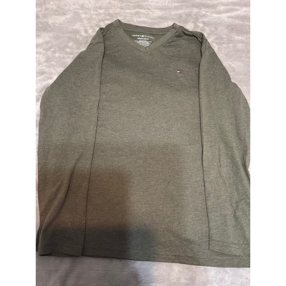 Tommy Hilfiger Boys Olive Green Long Sleeve V-Neck T-Shirt Size M 12/14